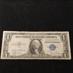 One 1935 C Blue Seal $1 Dollar Silver Certificate Old US One Dollar Bill